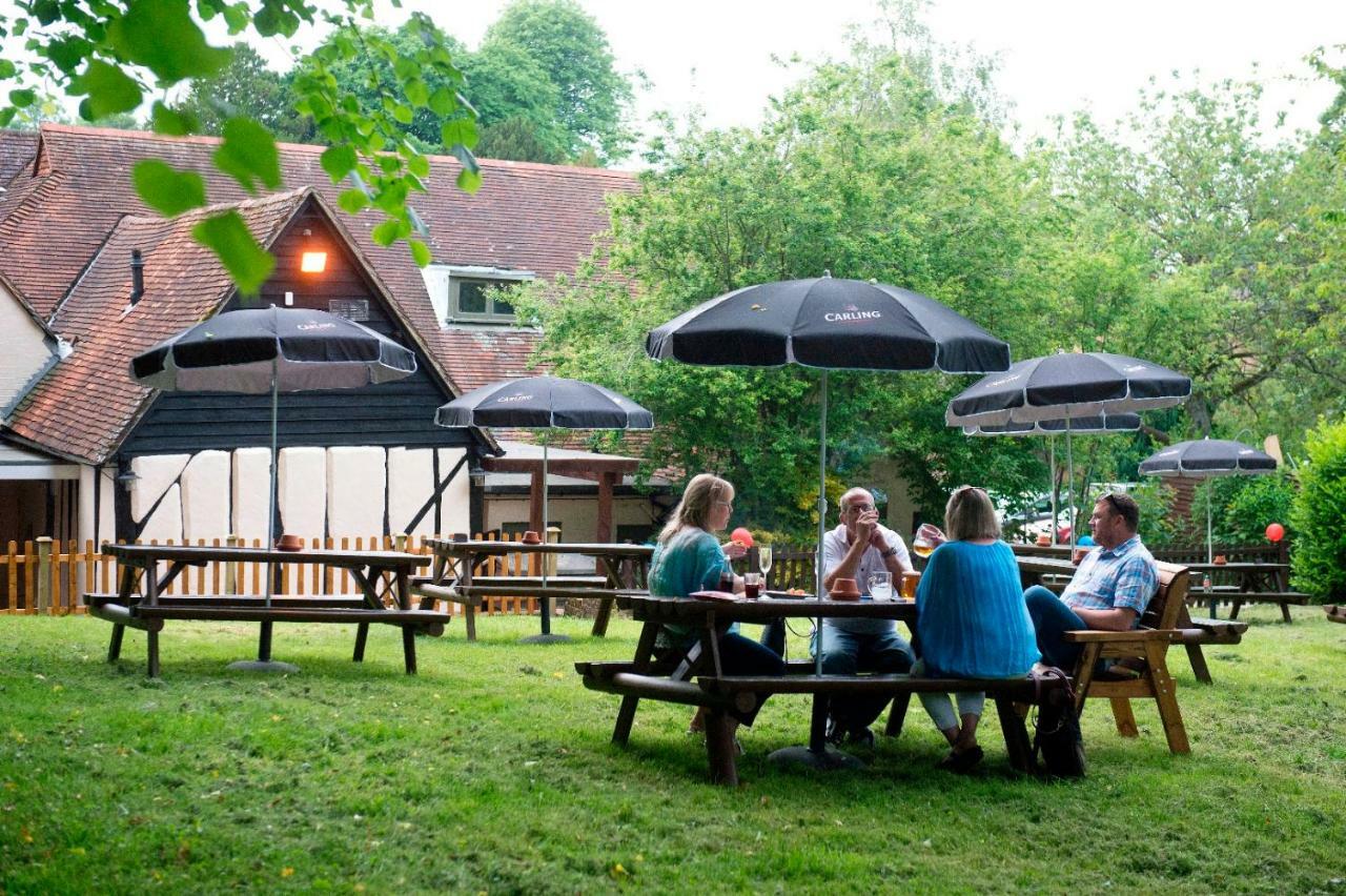 The Poacher Inn Hook  Eksteriør bilde