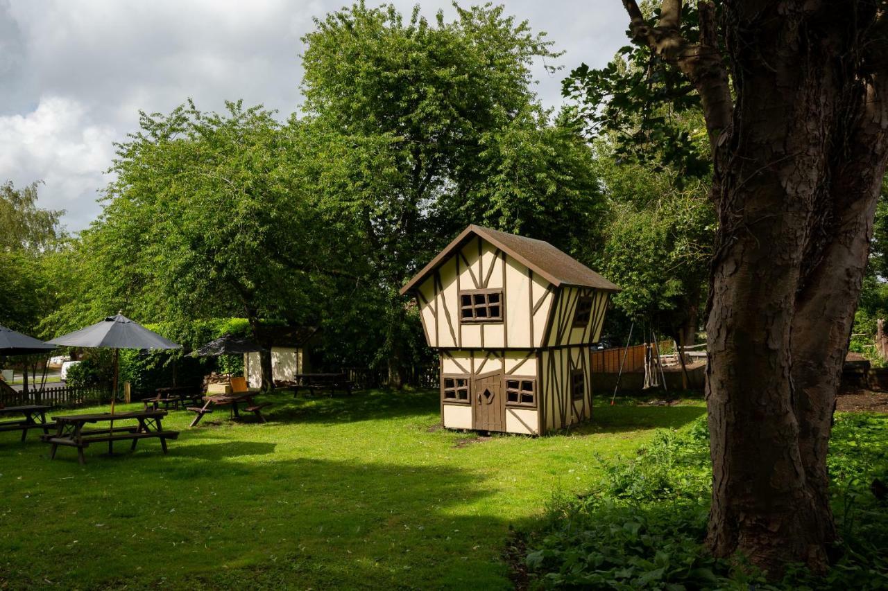 The Poacher Inn Hook  Eksteriør bilde
