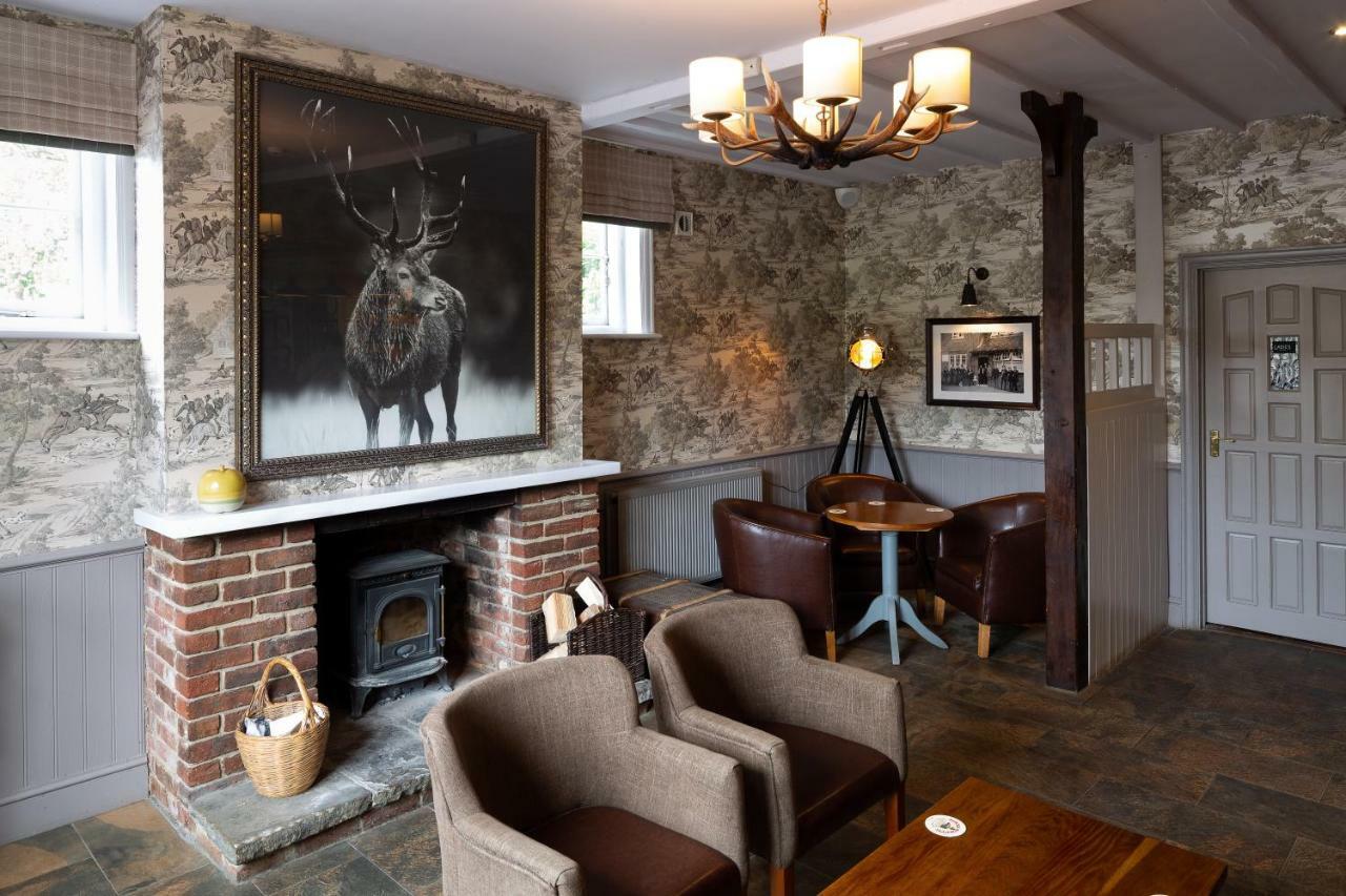 The Poacher Inn Hook  Eksteriør bilde
